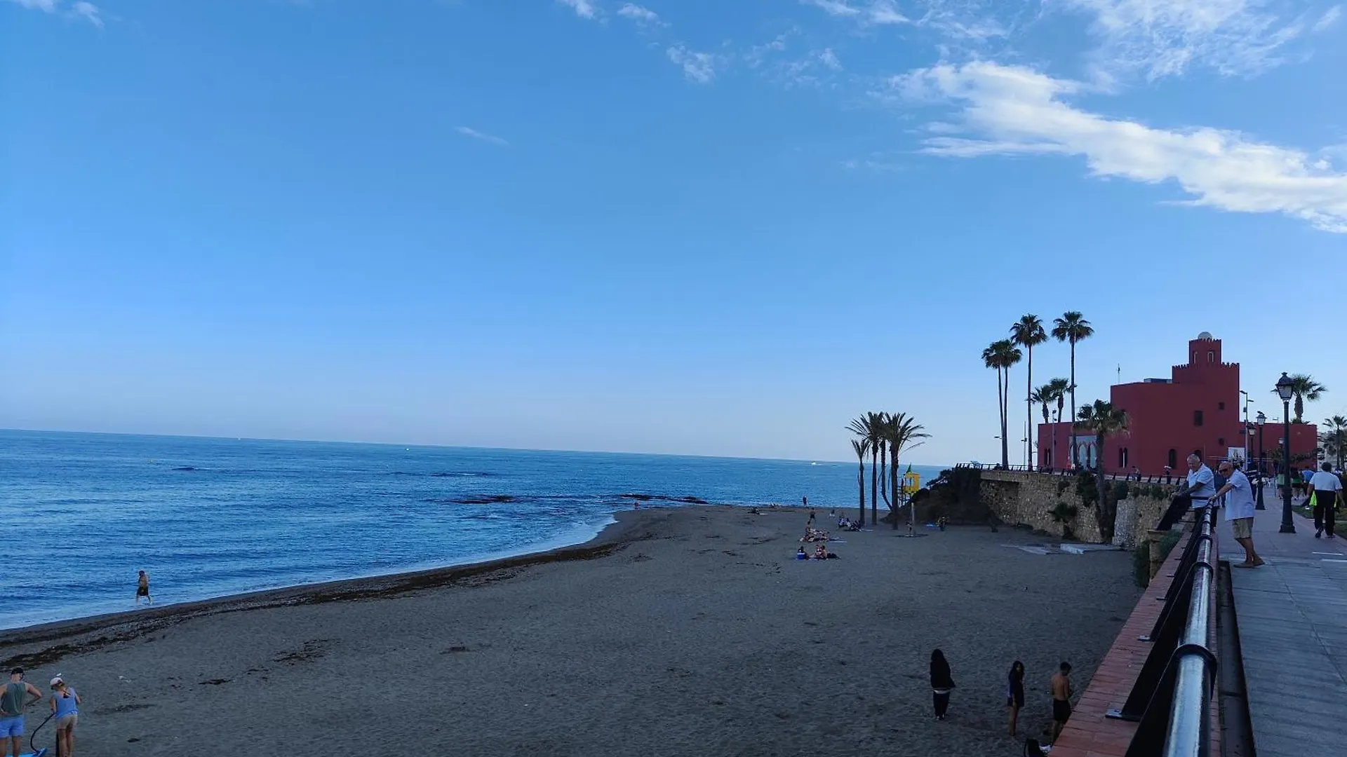 Apartamento Entero, Enormes Piscinas, Terraza Y Playa Benalmádena